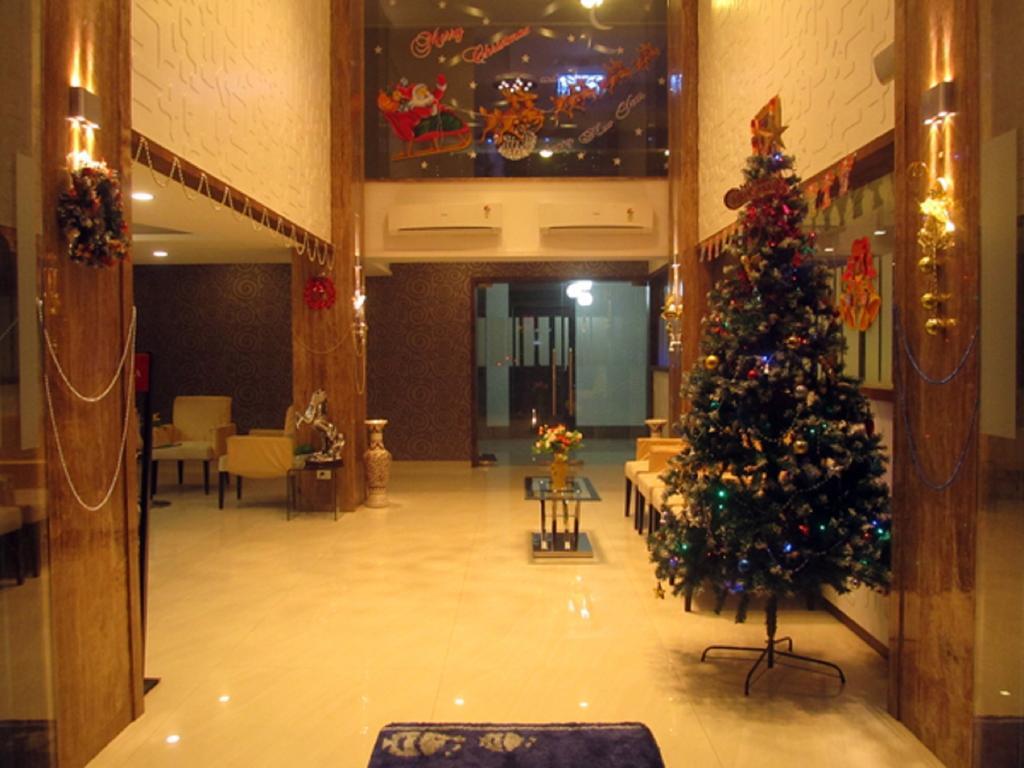 Hotel Blue Lagoon Daman Dış mekan fotoğraf