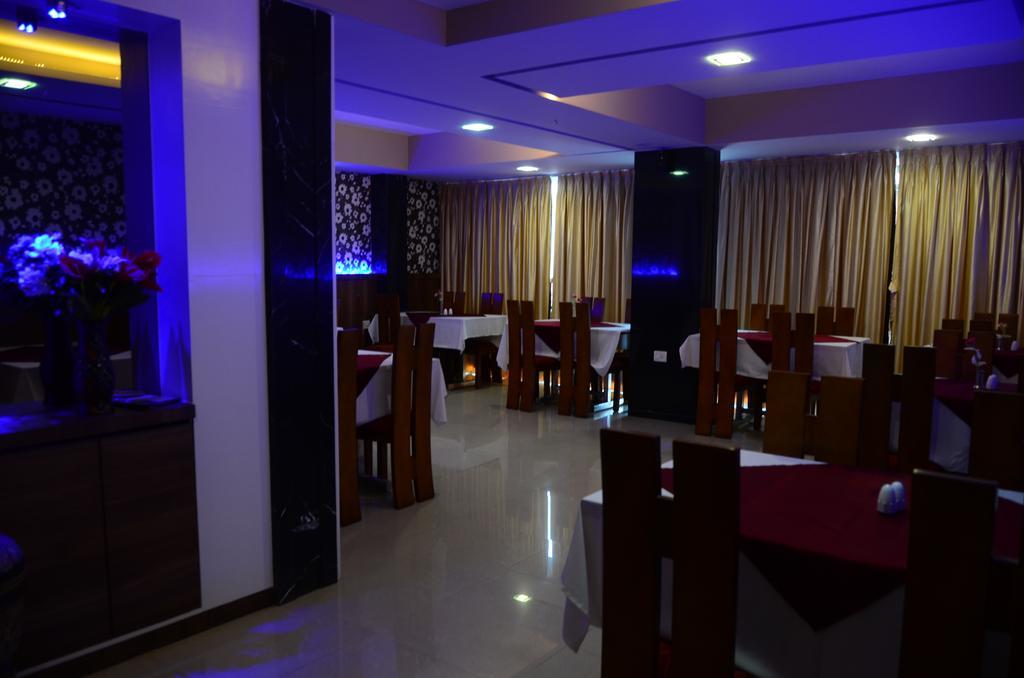 Hotel Blue Lagoon Daman Dış mekan fotoğraf