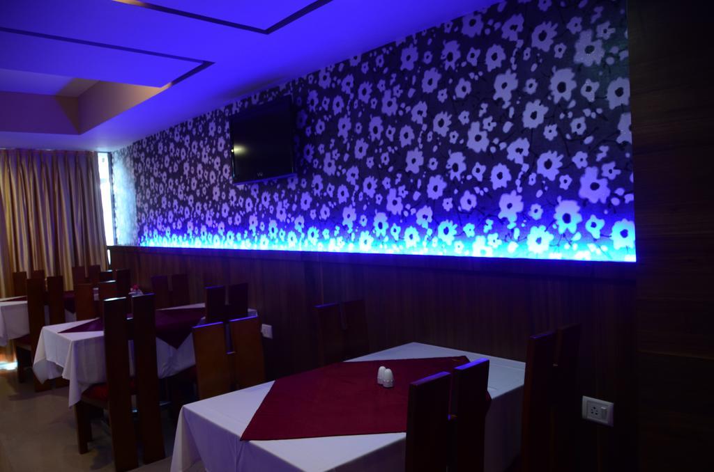 Hotel Blue Lagoon Daman Dış mekan fotoğraf